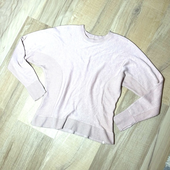 Lululemon Light Pink Crew Neck Sweater with Long Sleeves and Relaxed Fit - Picture 2 of 2
